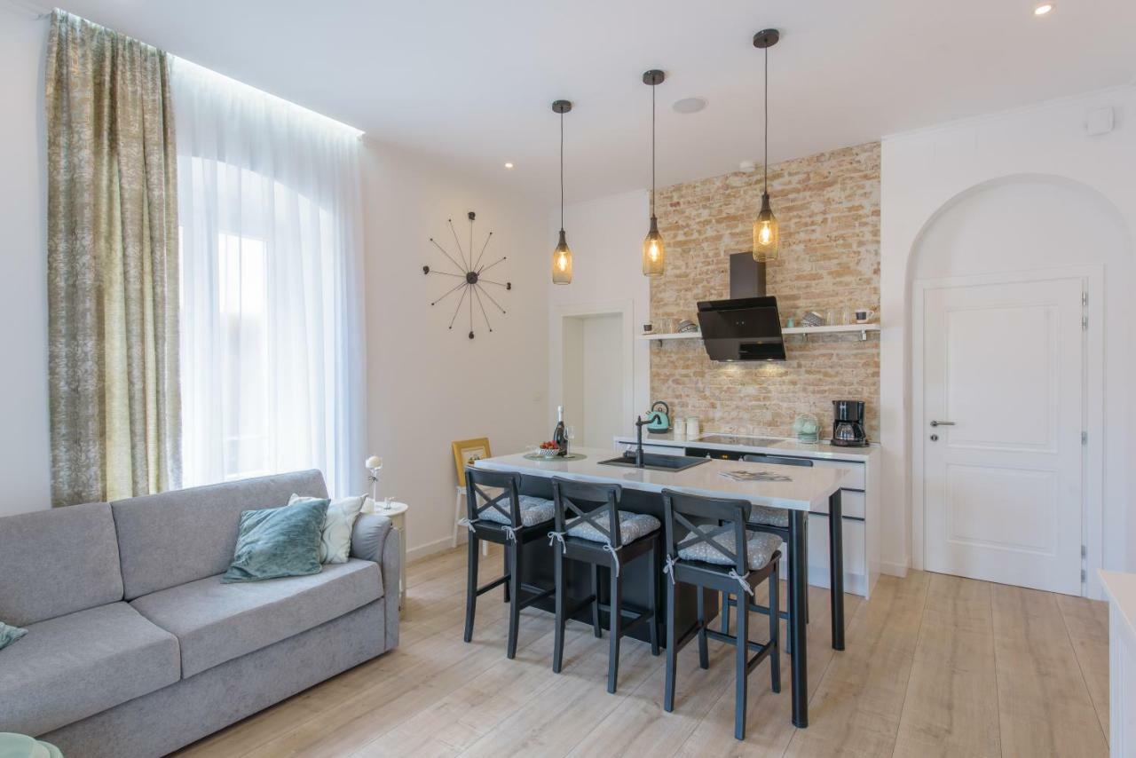 Arcus Apartment With Beautiful Terrace Split Buitenkant foto